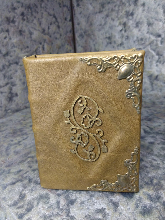 Green filigree micro notebook